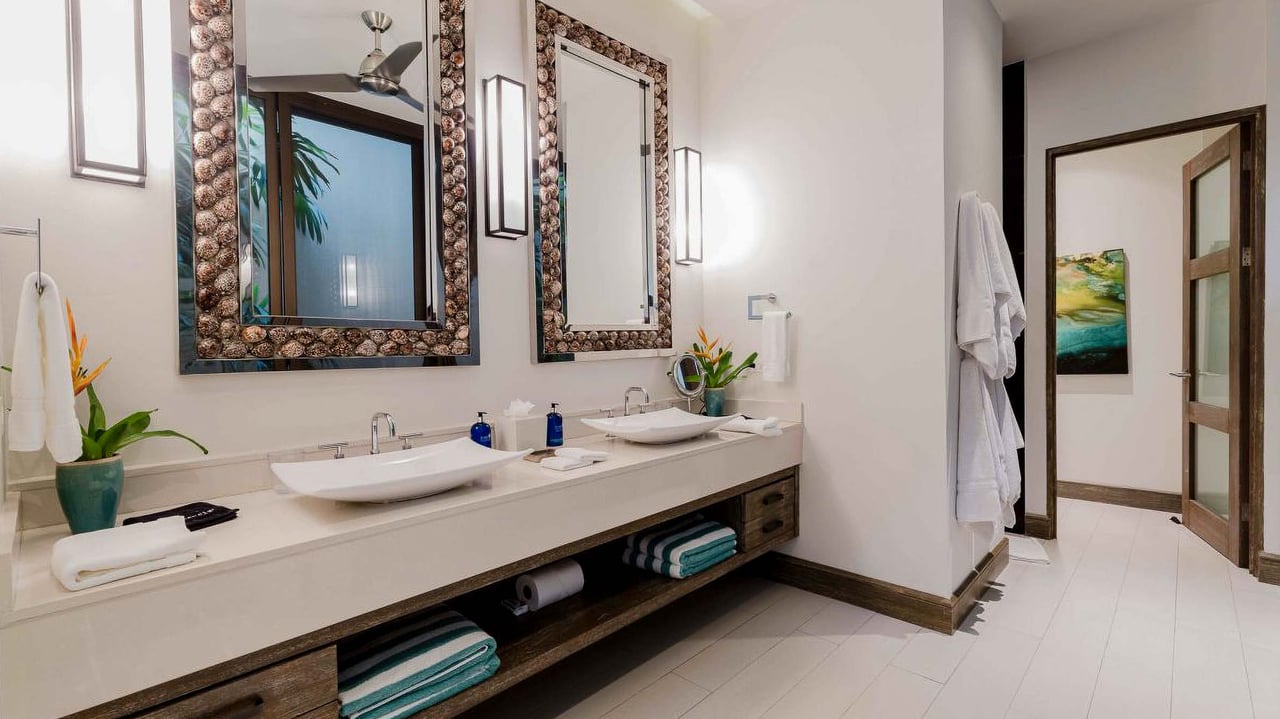 Mirazul, Hill Top Luxury Estate