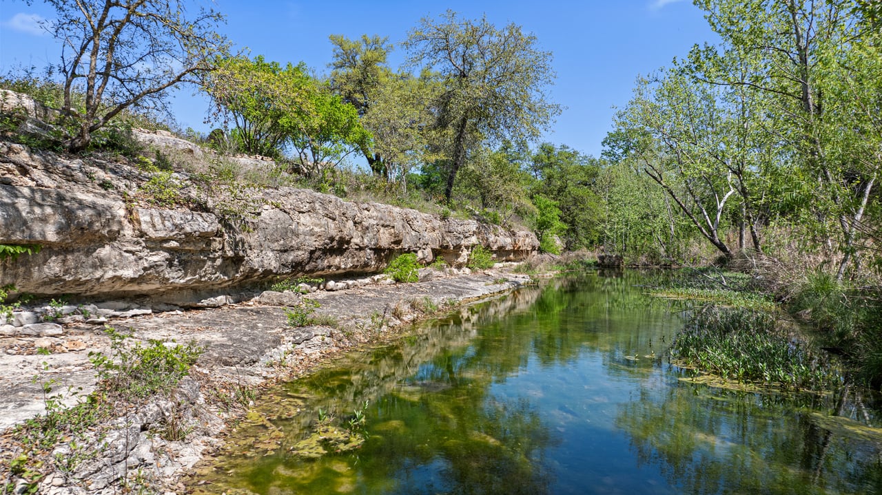 4813 Twin Acres Road