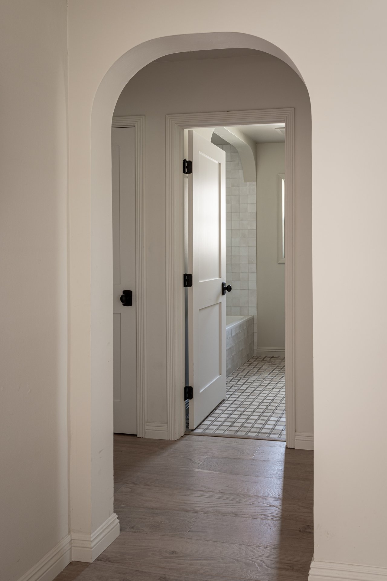 2453 Oak St, Santa Monica