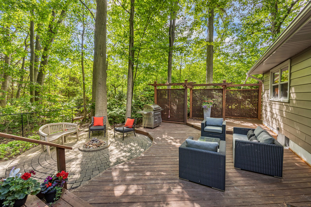 1346 Whiteoaks Avenue, Mississauga