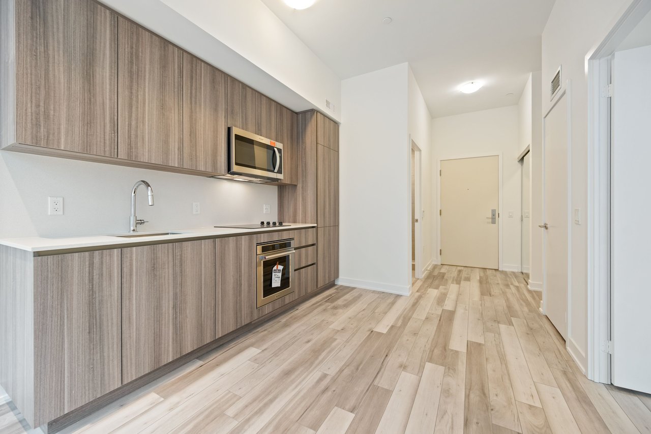 15 Richardson Street Unit: 204