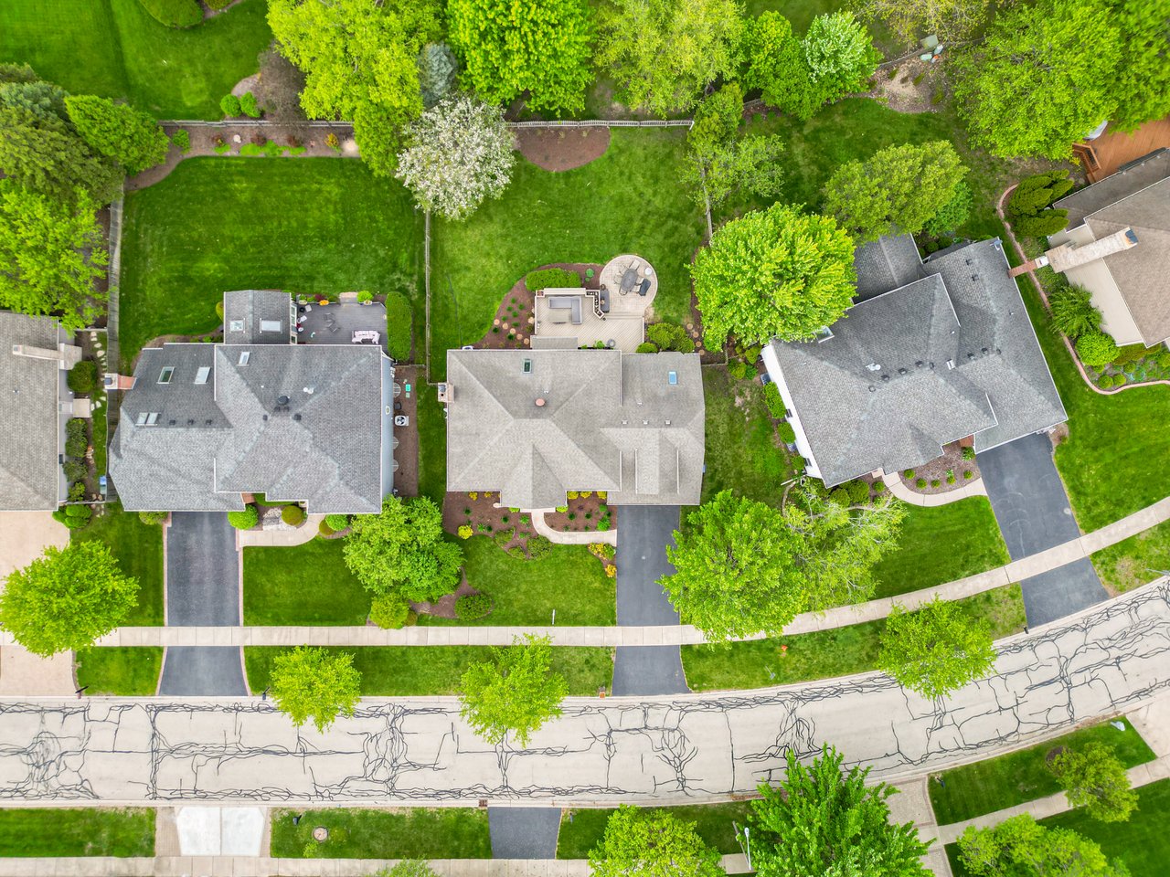 2689 Fox River Ln