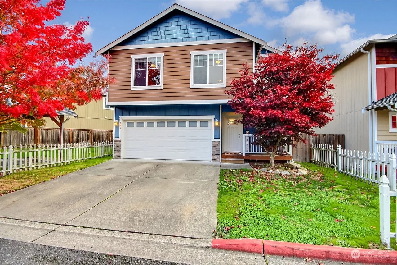 225 93rd Pl SW