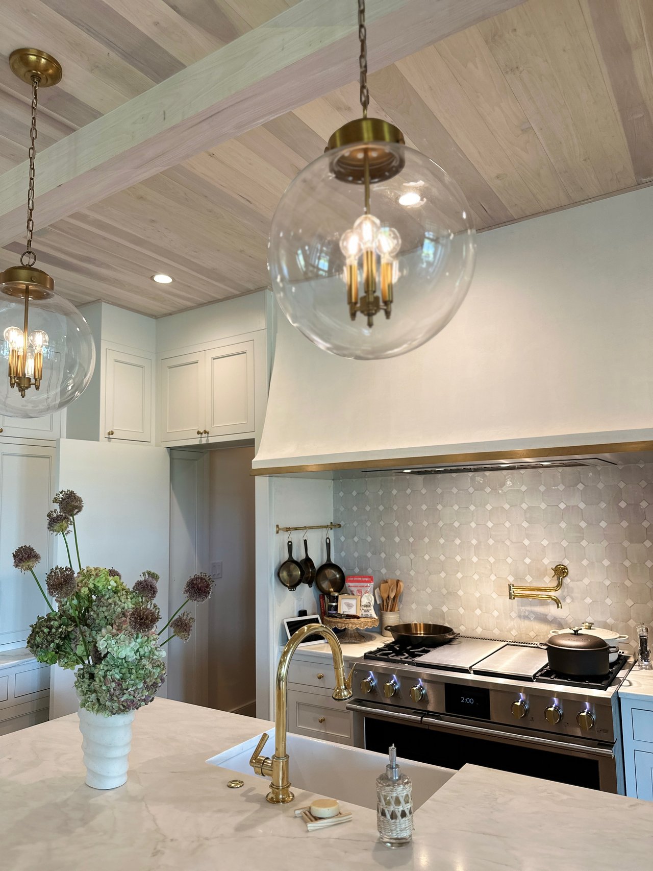 What is the current real estate market like in Charleston, SC?