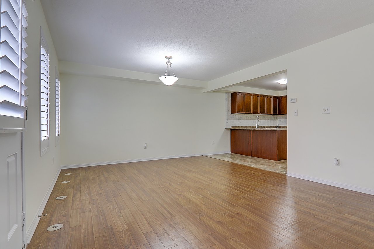 3047 Dewridge Ave