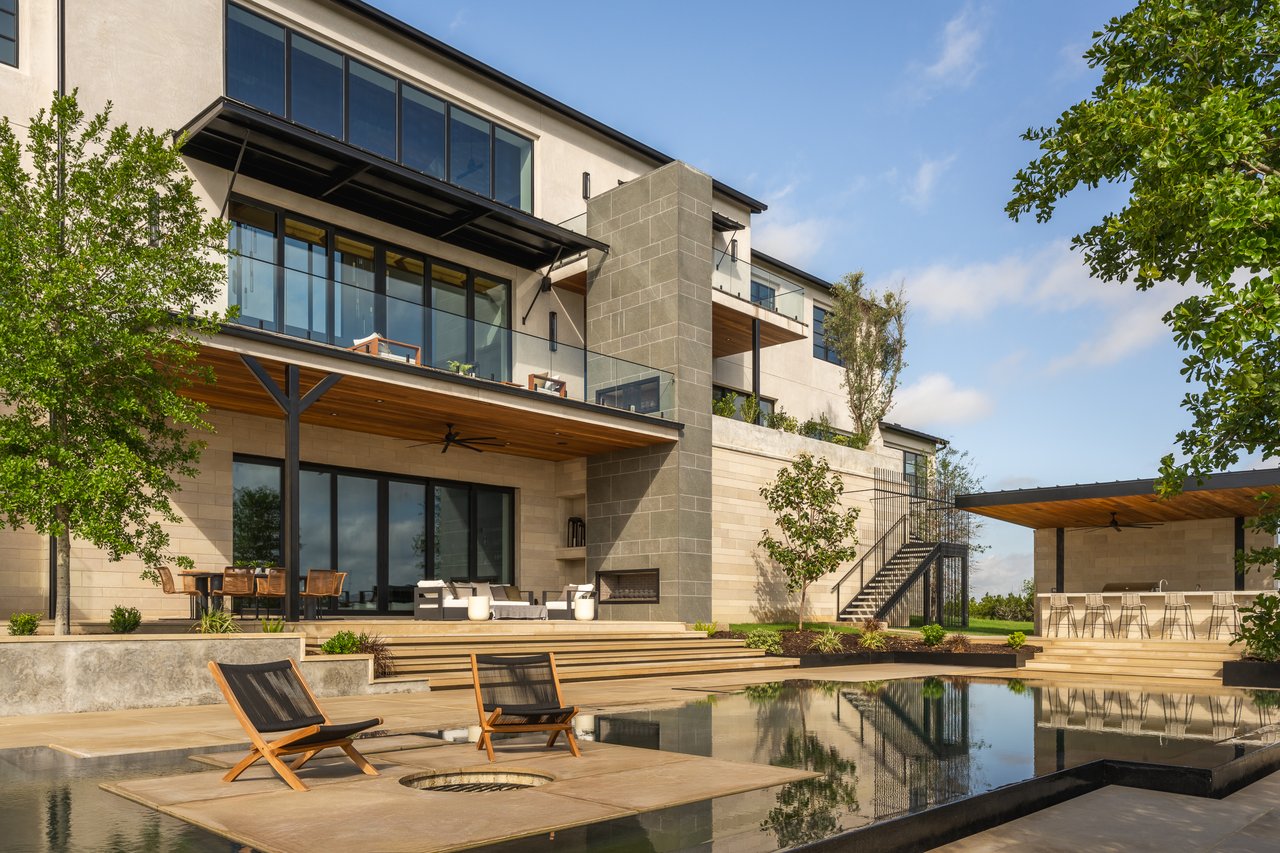 SPANISH OAKS ORGANIC MODERN