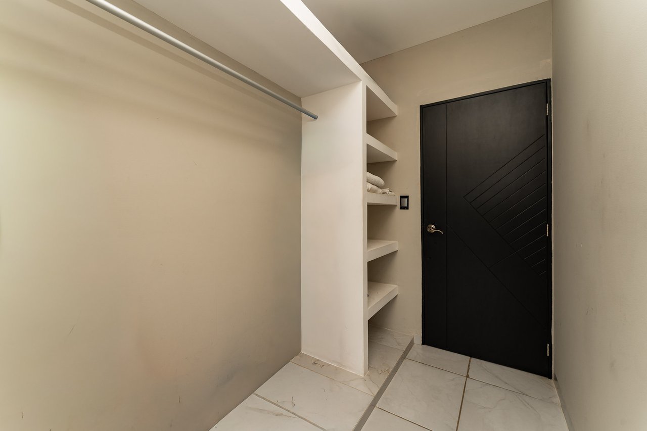 2 Bedroom, Condo, Downtown Condo