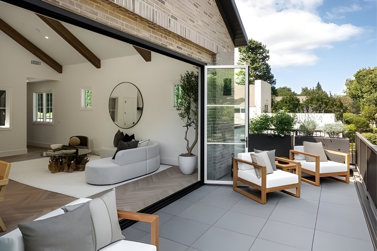 160 Waverley St, Palo Alto, CA 94301