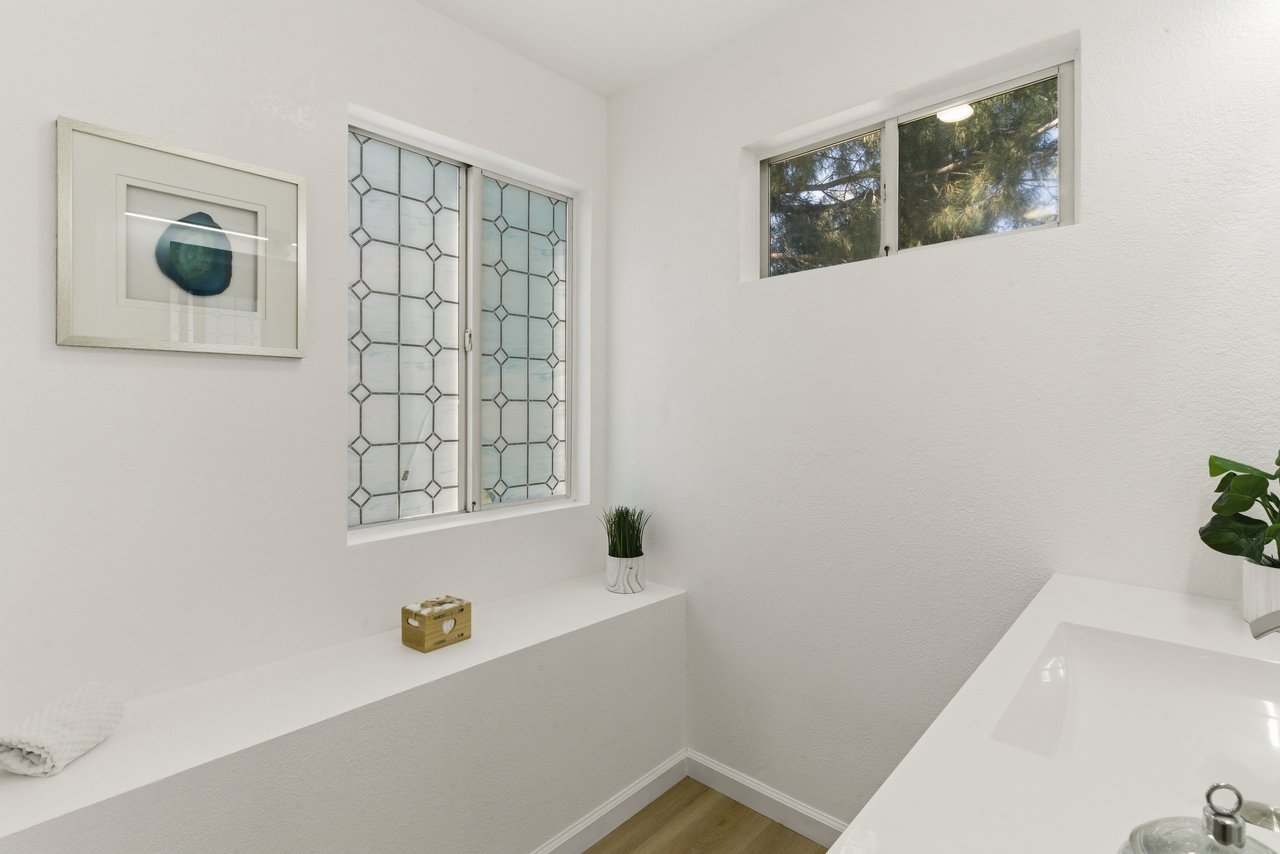 1505 Barkley Mountain Way