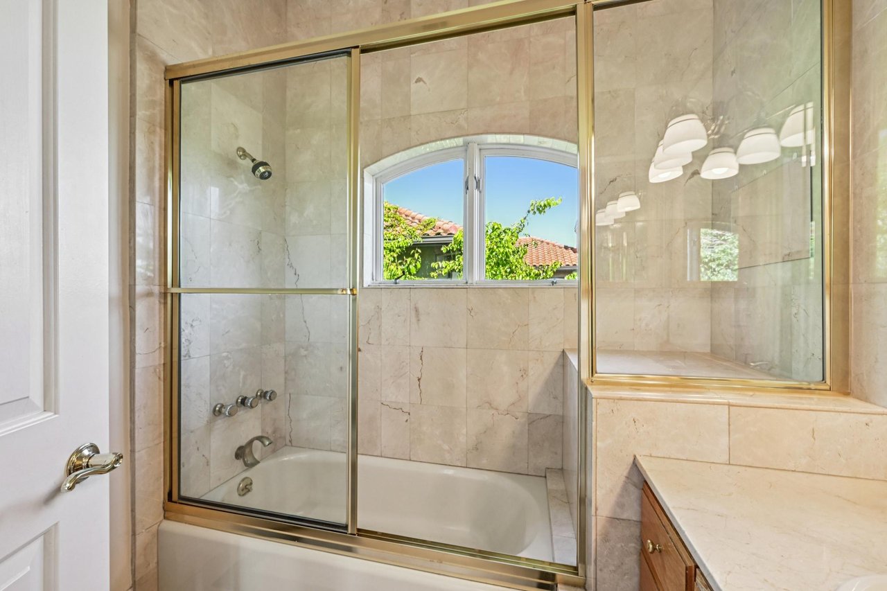 17 Heron Drive | Strawberry