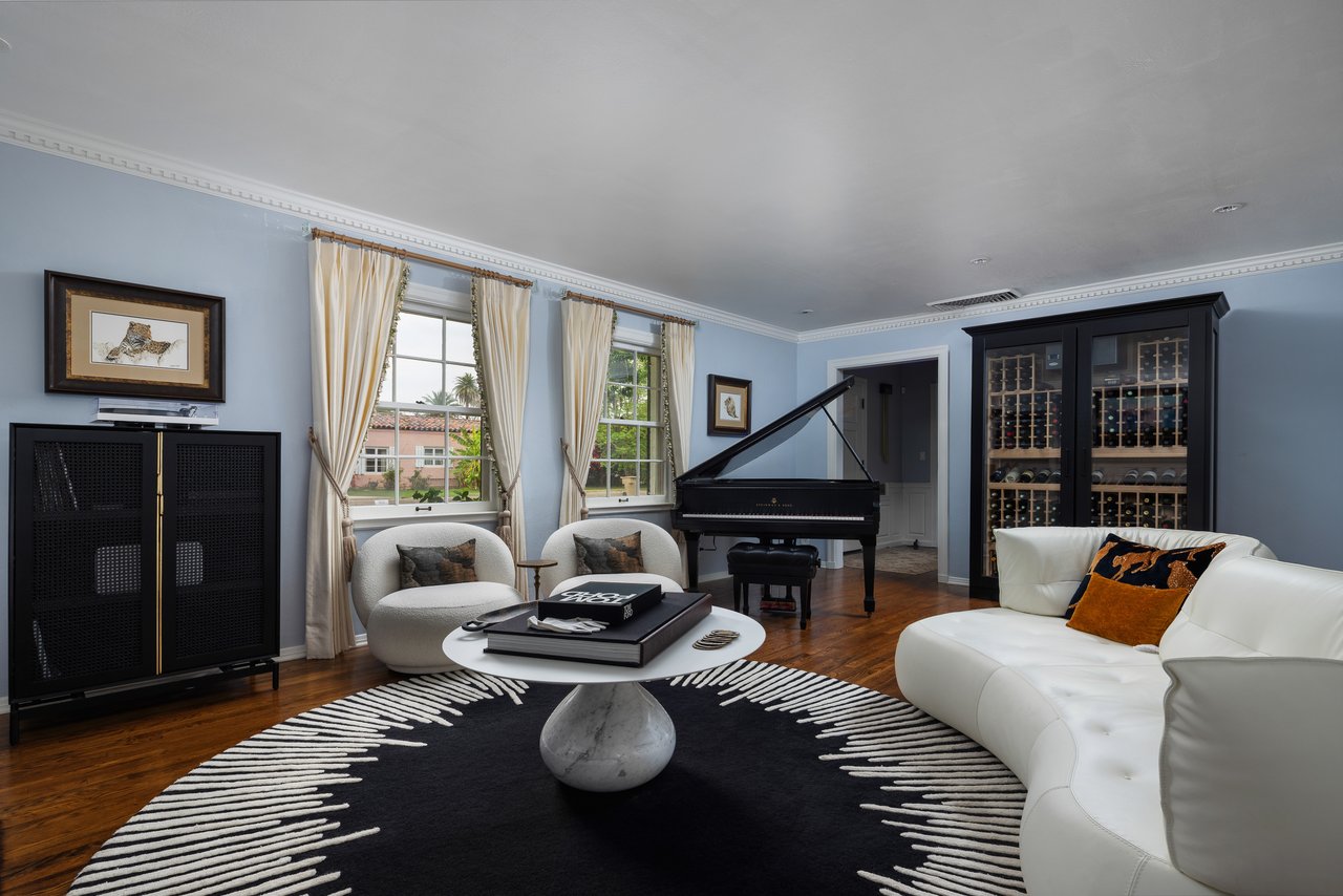 917 ENCANTO Drive SW