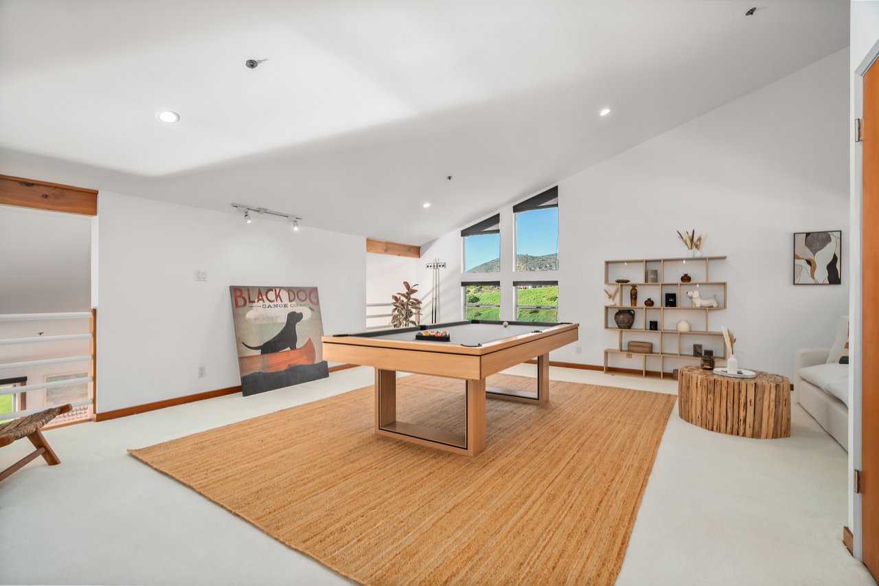 Casa Bianca by Oraklus