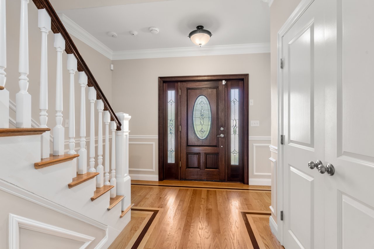 18 Patton Rd, Wellesley