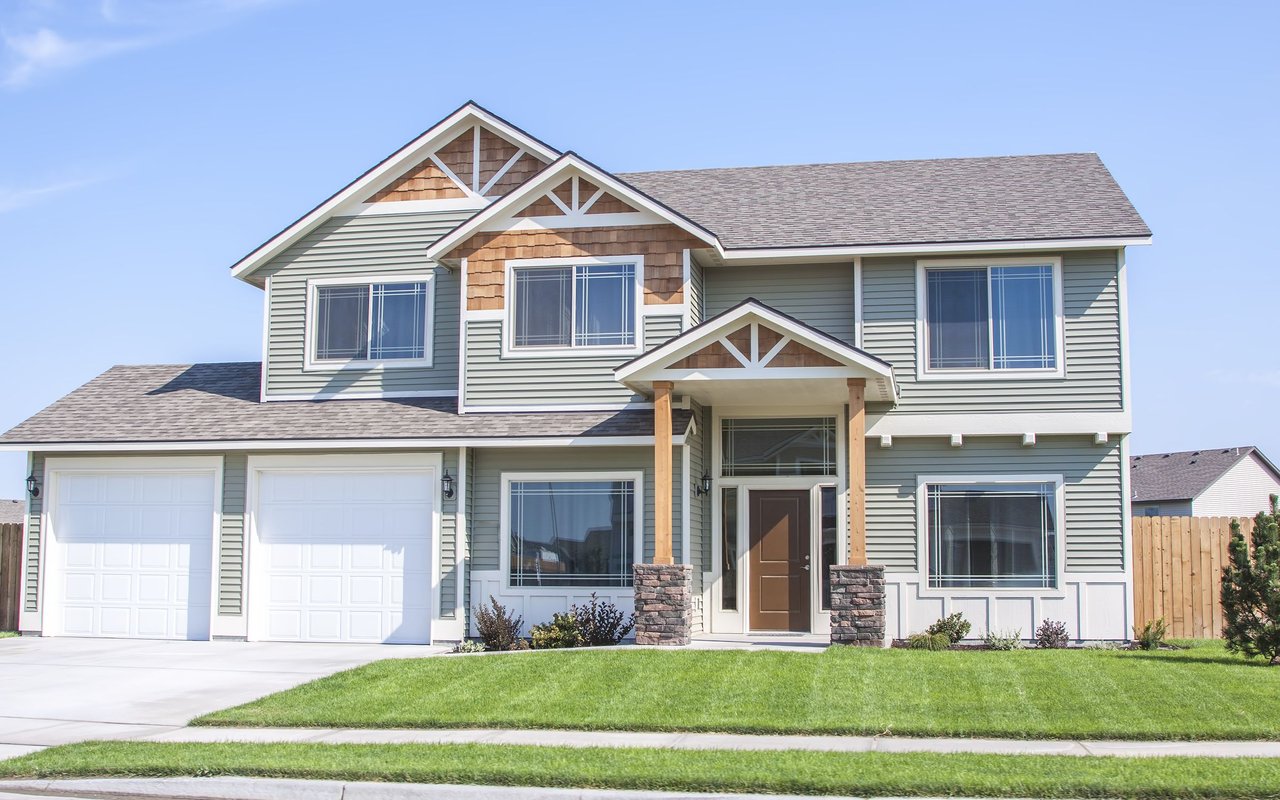 Colonial Valley Heights