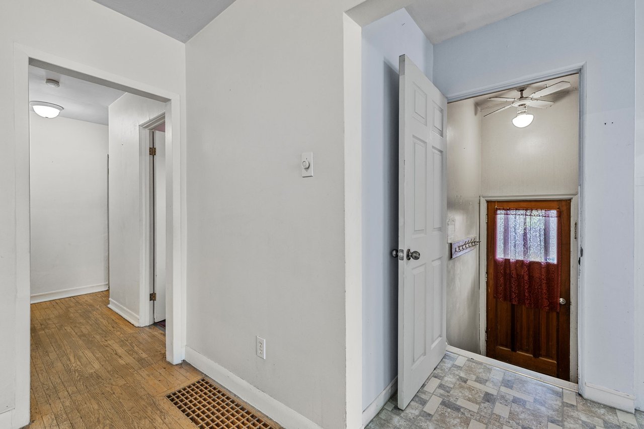 69 Marlin Crt, Newmarket