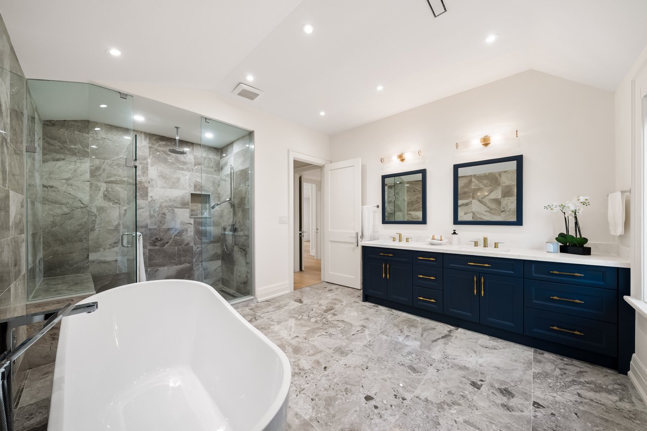43 Ben Machree Drive