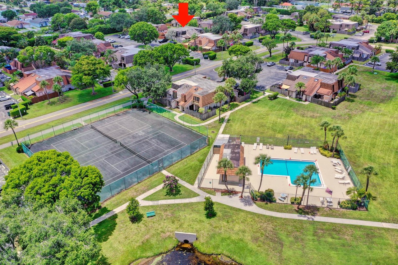 4127 Palm Bay Circle 