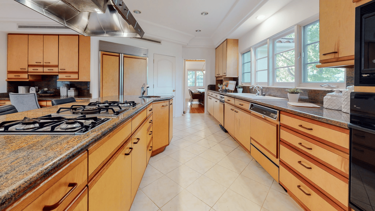 Planning to sell in 2023? Here are 5 things to do to get your home ready for sale