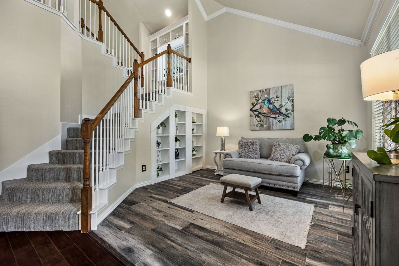 8302 Tanglerose Drive