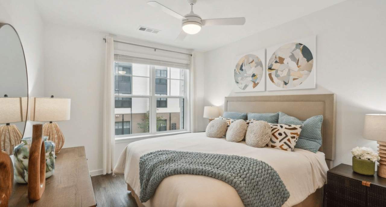 Enjoy 10 Weeks Free on all Units! Plus $1,000 Look & Lease Special!