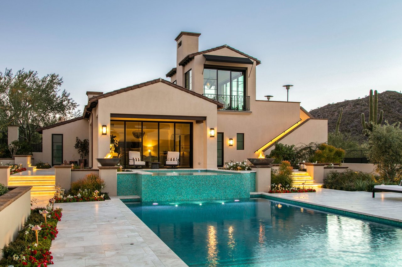 10927 E Windgate Pass Drive, 1519