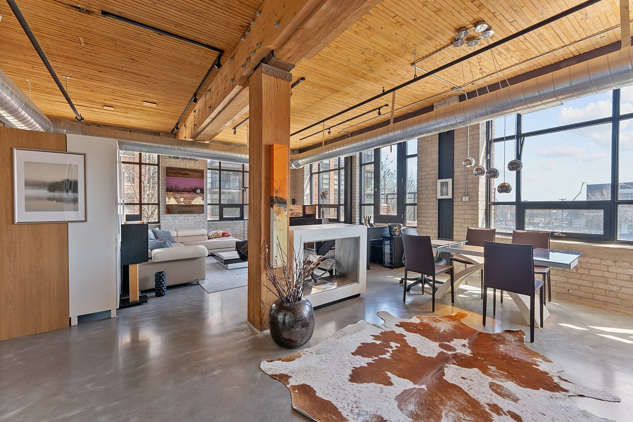 68 Broadview Ave S Unit: 203
