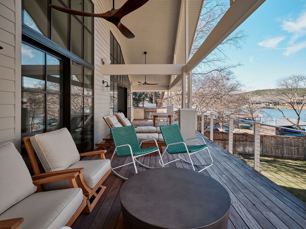 3016 Edgewater Drive