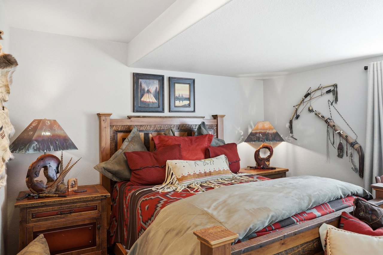 16198 Sunset Splendor Lane