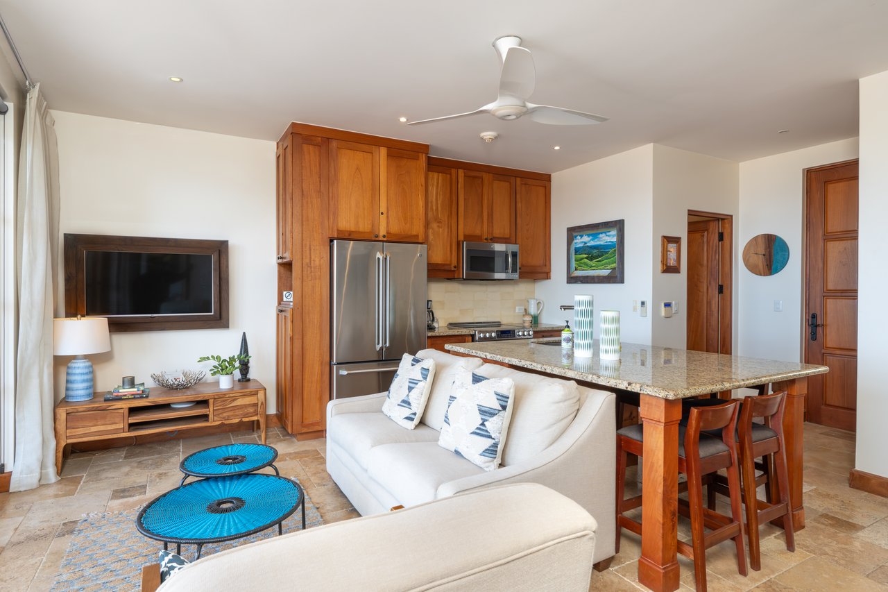 42 Plaza Central | Penthouse Living with Panoramic Ocean Views in Las Catalinas