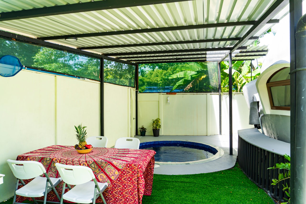 0.07 Acres – Unique 2 Bedroom Dome With Pool Walking Distance To The Beach!!!