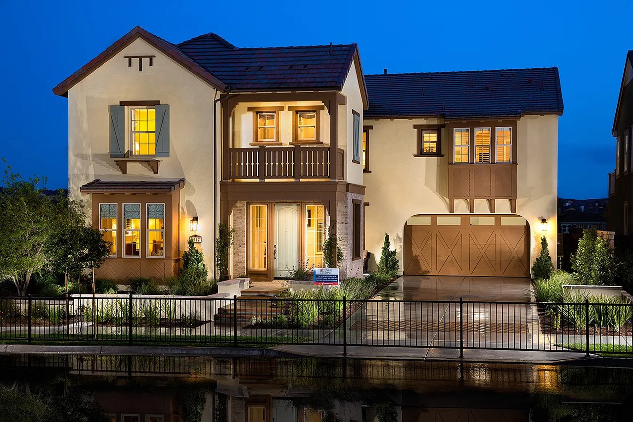 6246 Sagebrush Bend Way