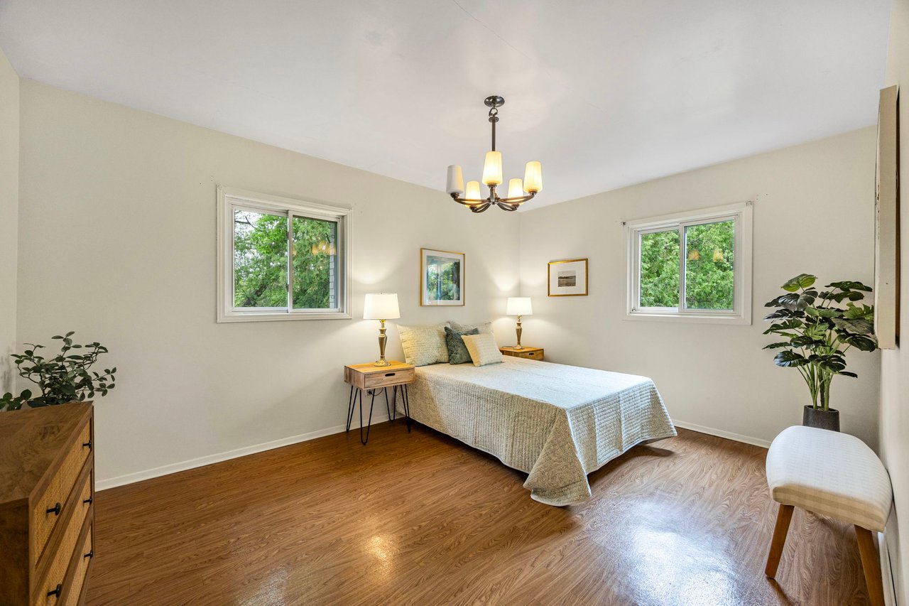 55 Old Church Road, King