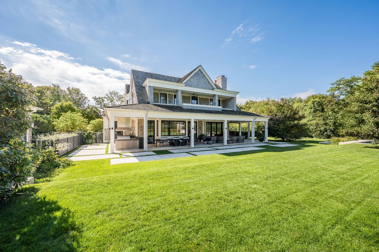 A MODERN CLASSIC IN SOUTHAMPTON'S ESTATE DISTRICT