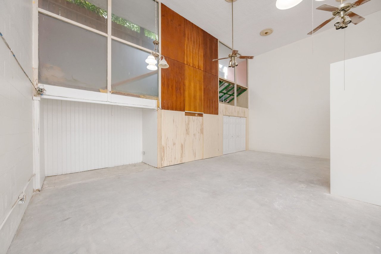 808 Manhattan Avenue Unit A