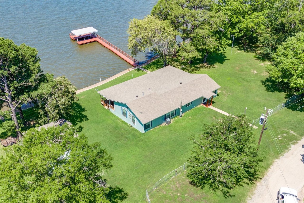 230 Sailfish Dr