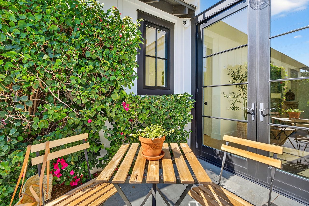 5217 E CALLE REDONDA