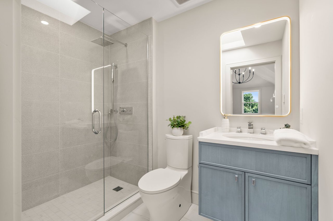 The Residences at Pearl 