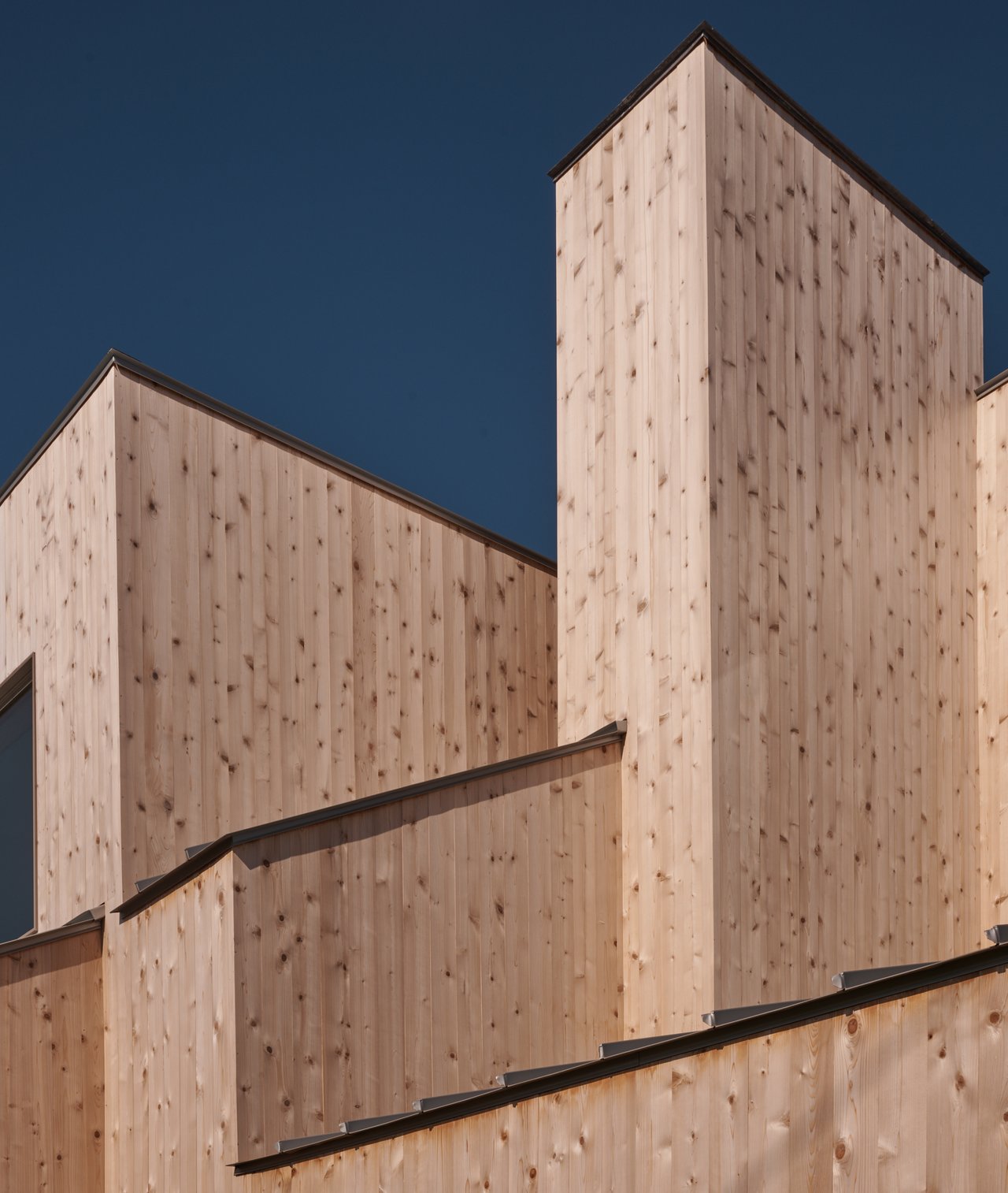 A REFINED ARCHITECTURAL STATEMENT