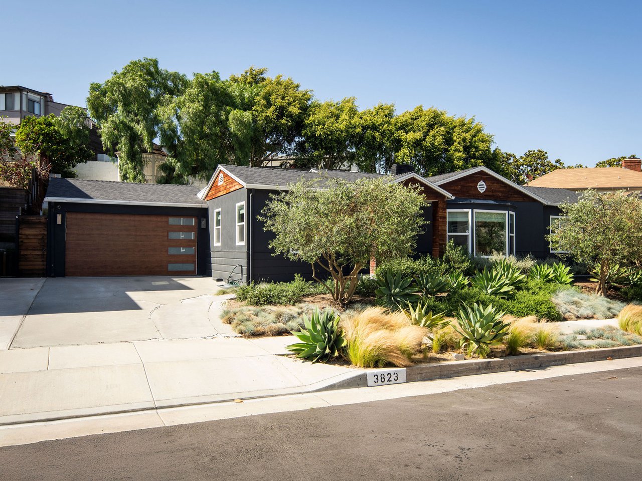 3823 Lorado Way in Historic View Park