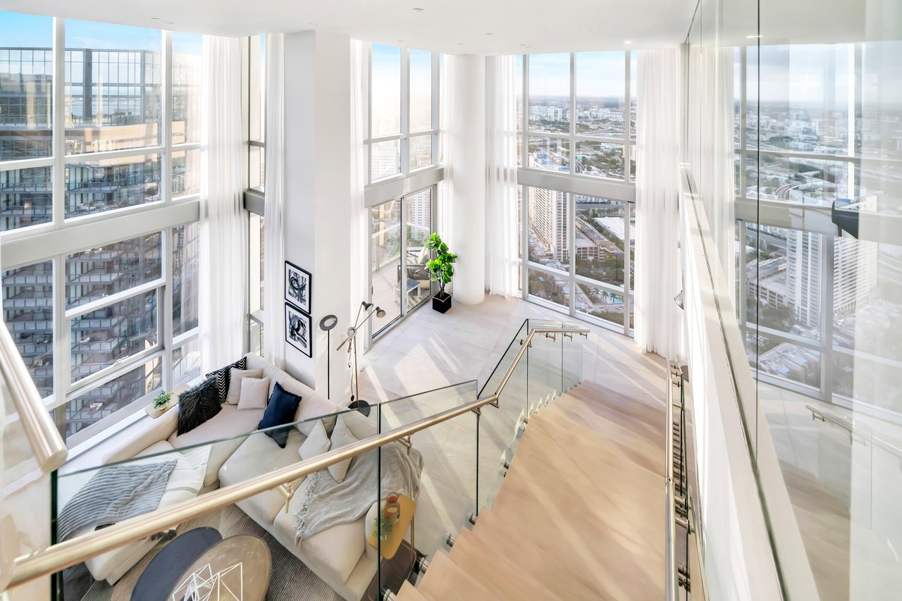 Paramount Miami Worldcenter