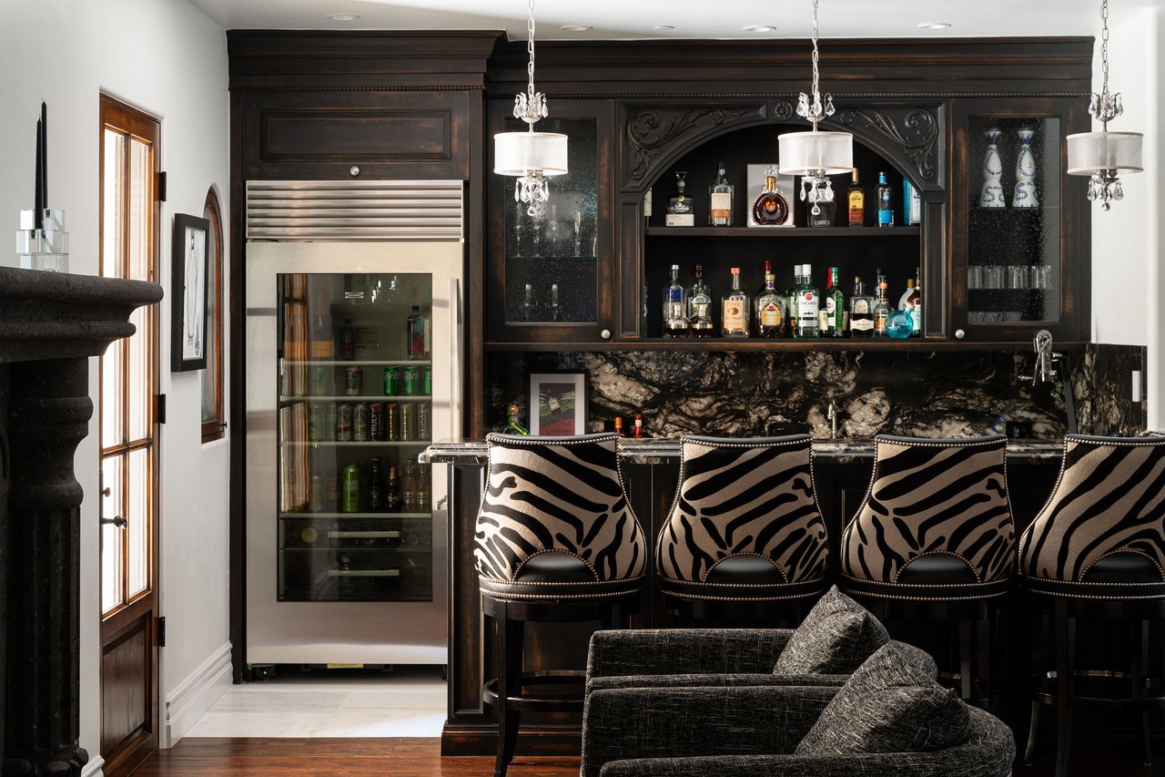 Paradise Valley Project Appears in Home Update Magazine