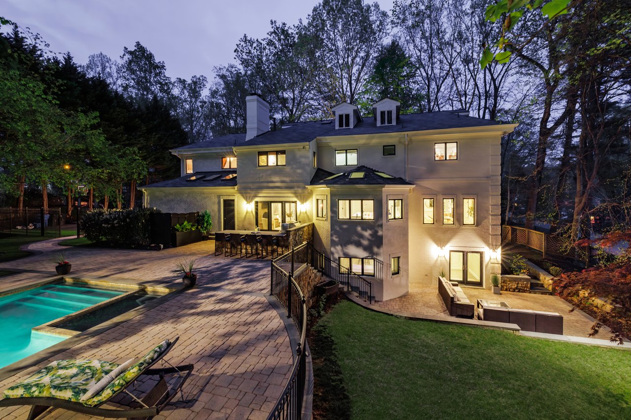 9200 Holly Oak Drive