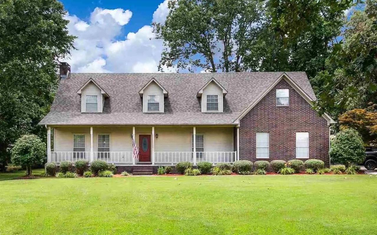 146 Castle Heights Dr