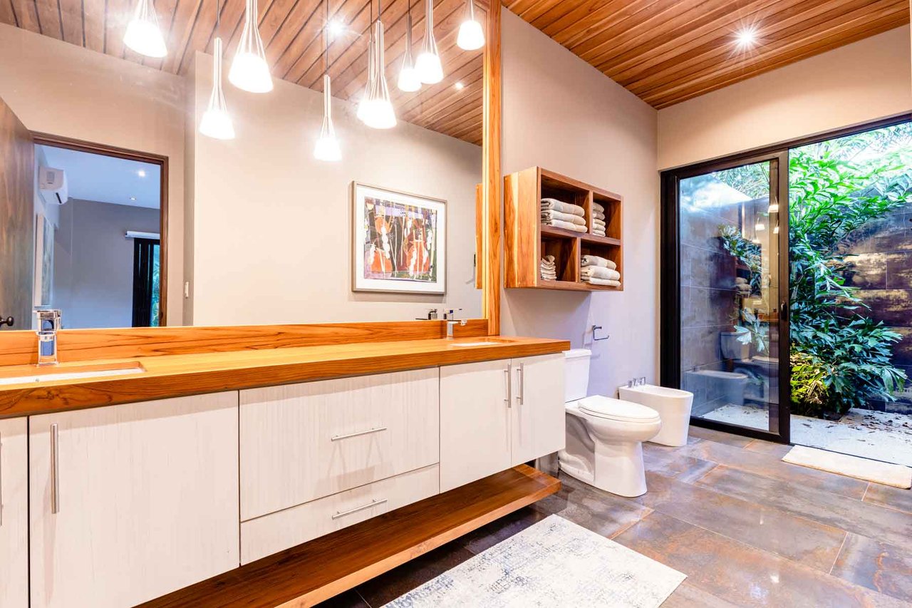 Casa Milagro | Modern Luxury Meets Tropical Elegance in Hacienda Pinilla