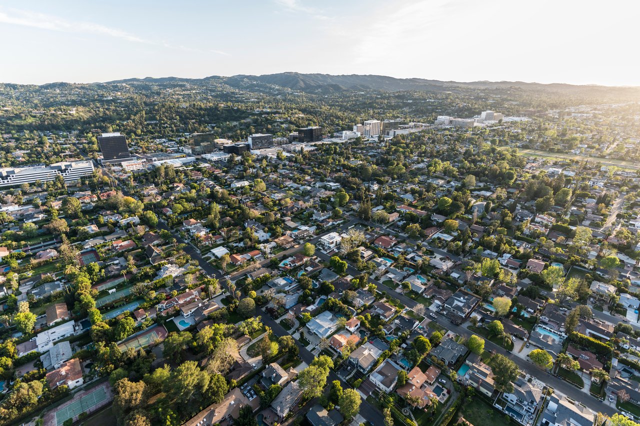 Longridge Estates, Sherman Oaks