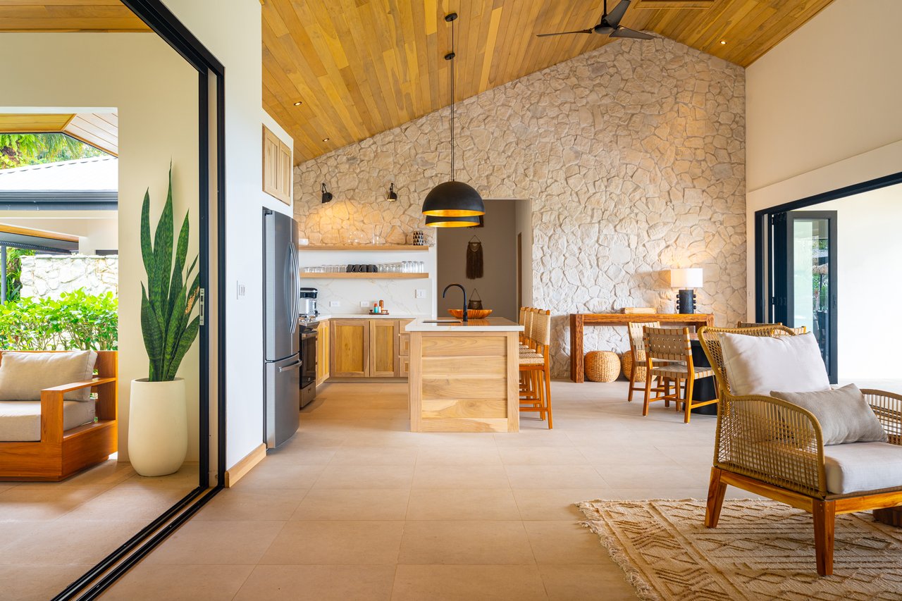 Casa Otra Vida – A Private Jungle Retreat with Ocean Views & Off-Grid Luxury