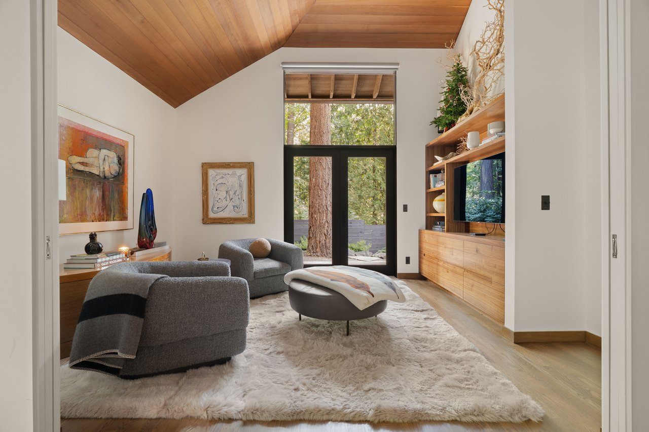 Architect Saul Zaik Designed Northwest Regional Modern Masterpiece 