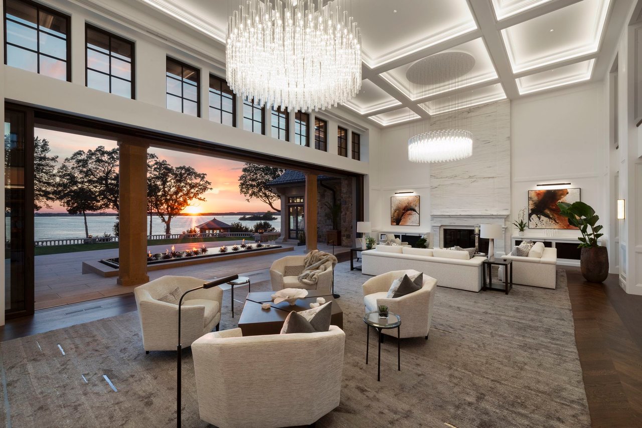 2770 Gale Road, Wayzata