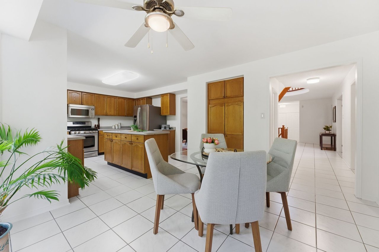 5211 Micmac Cres