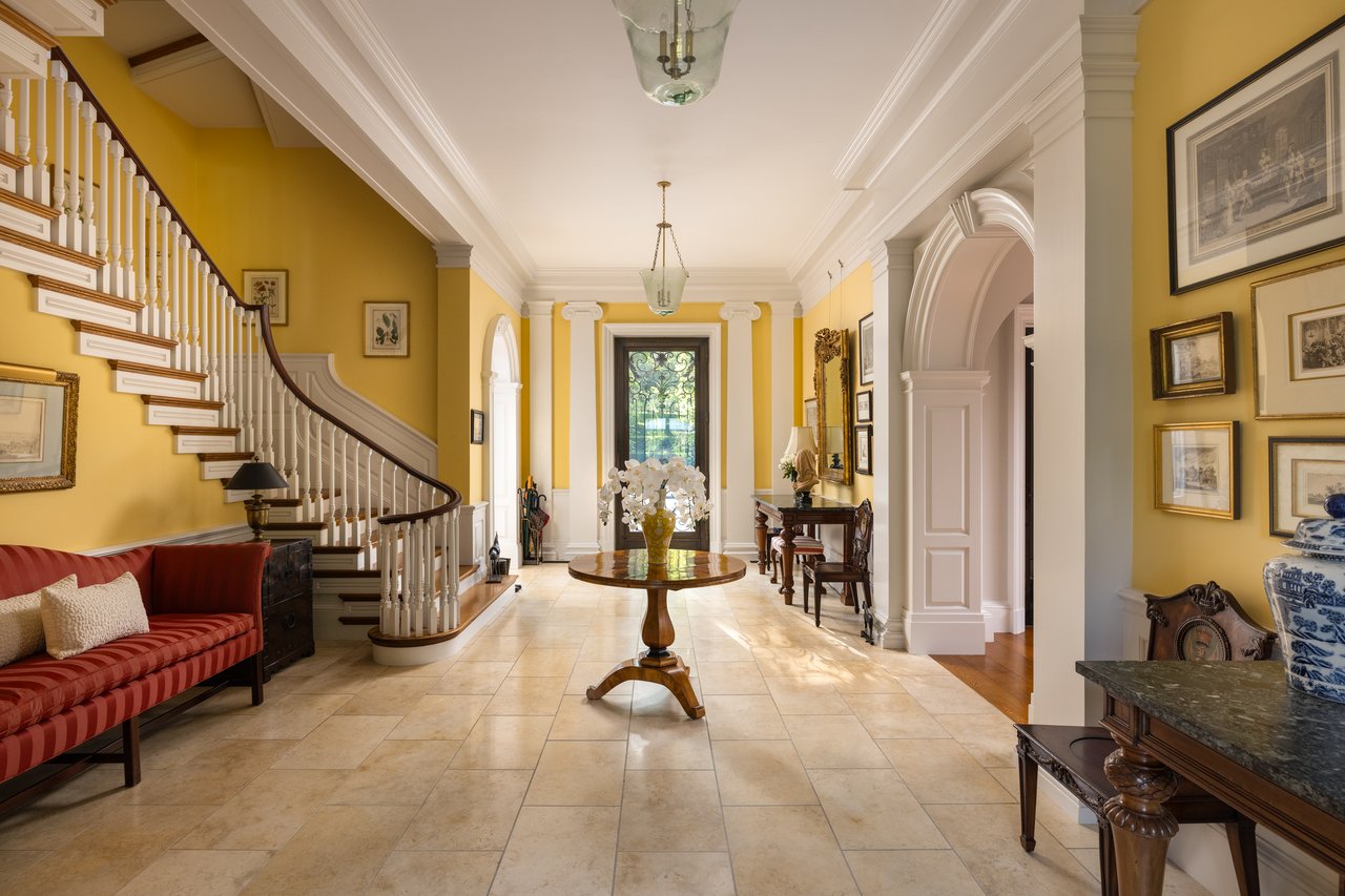 Wayside Manor